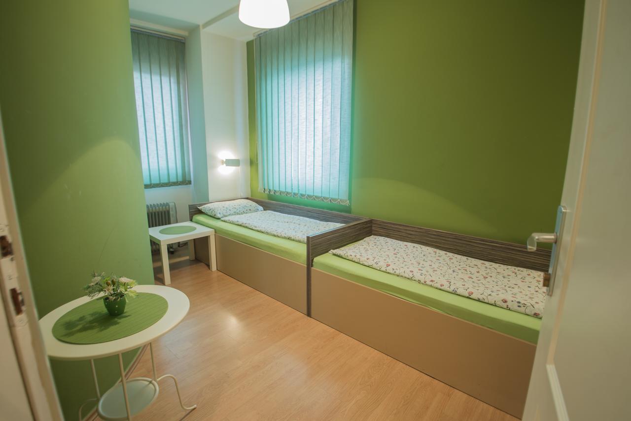 Sweet Apartments Or Rooms Ni Exteriör bild